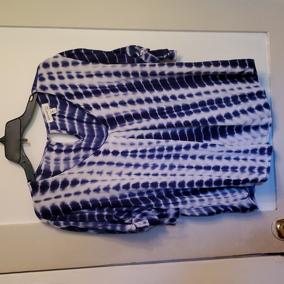 3/$30 Faith and Joy Tie Dye Cold Shoulder Top - Picture 1 of 6
